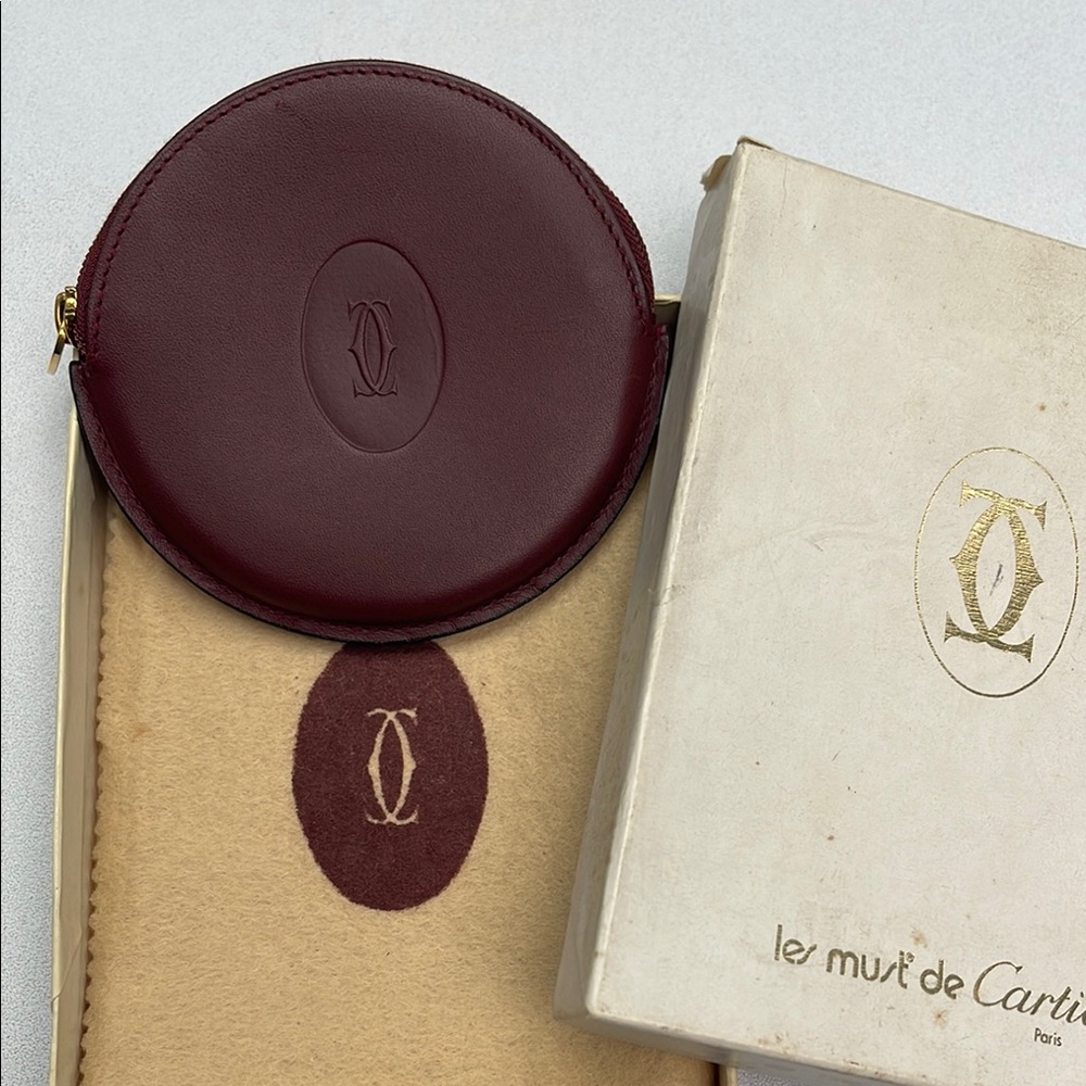 Authentic Cartier Leather Vintage Coin Case & Cartier Box
